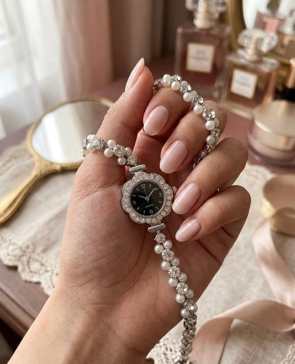Beautiful Pearl Silver Watch | Zenvo Watches Slim Ladies Watch